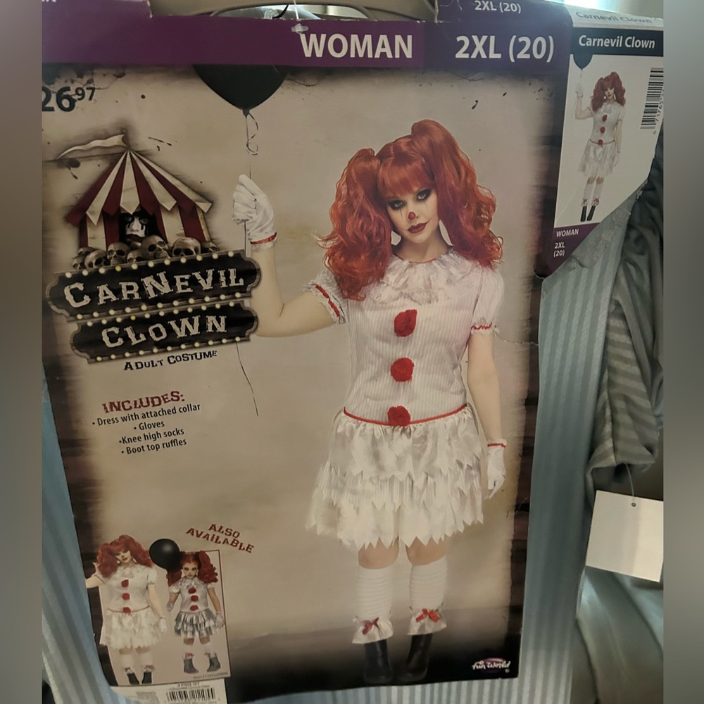 Costume for woman